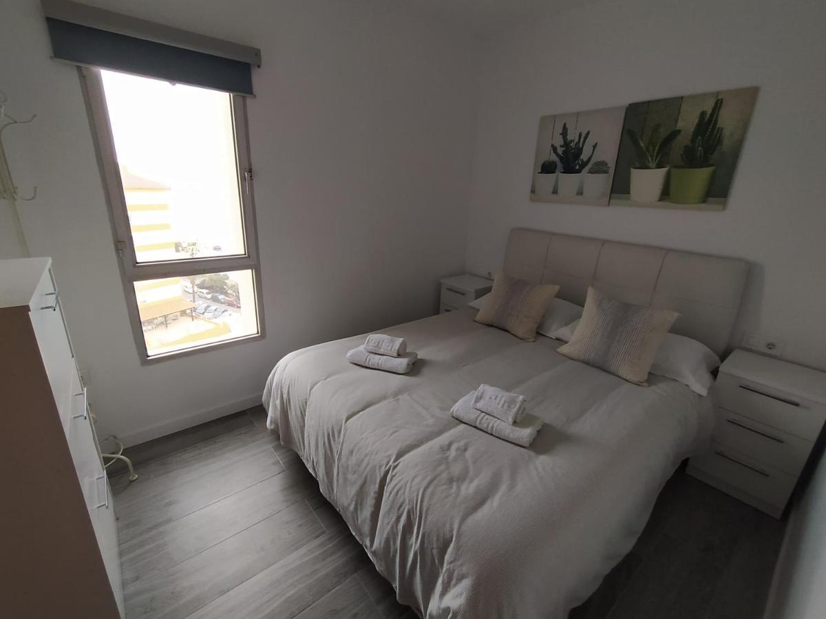 "Vive Benal Beach" Vistas Al Mar Y Parque Acuatico 1510 贝纳尔马德纳 外观 照片