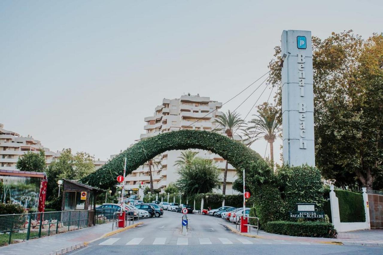 "Vive Benal Beach" Vistas Al Mar Y Parque Acuatico 1510 贝纳尔马德纳 外观 照片